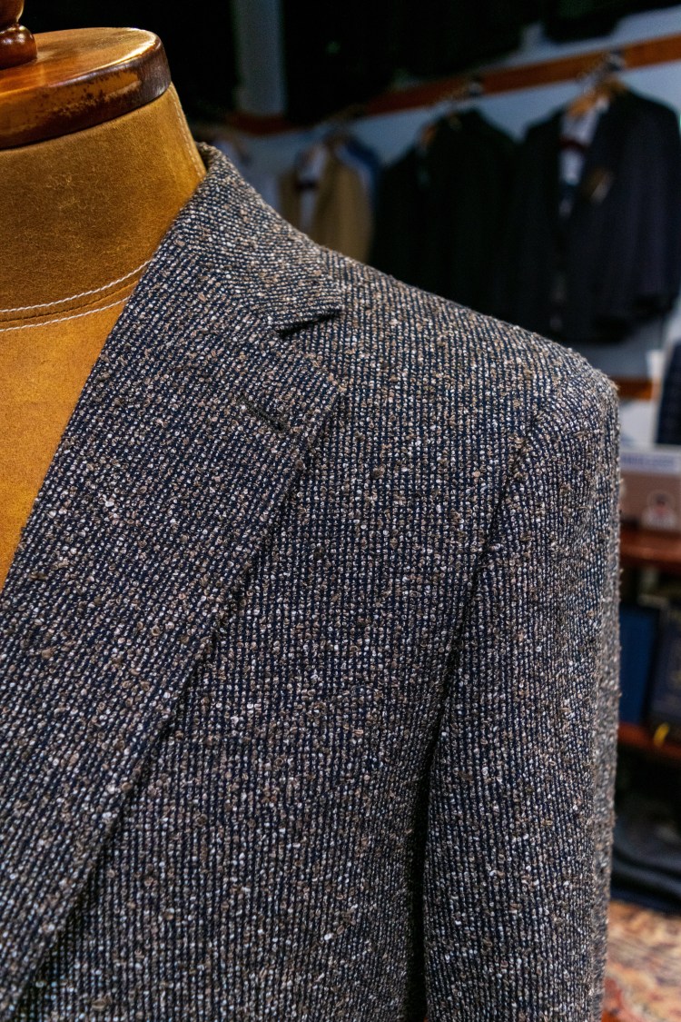 Holland & Sherry 1619903 Cloth Review/Notes