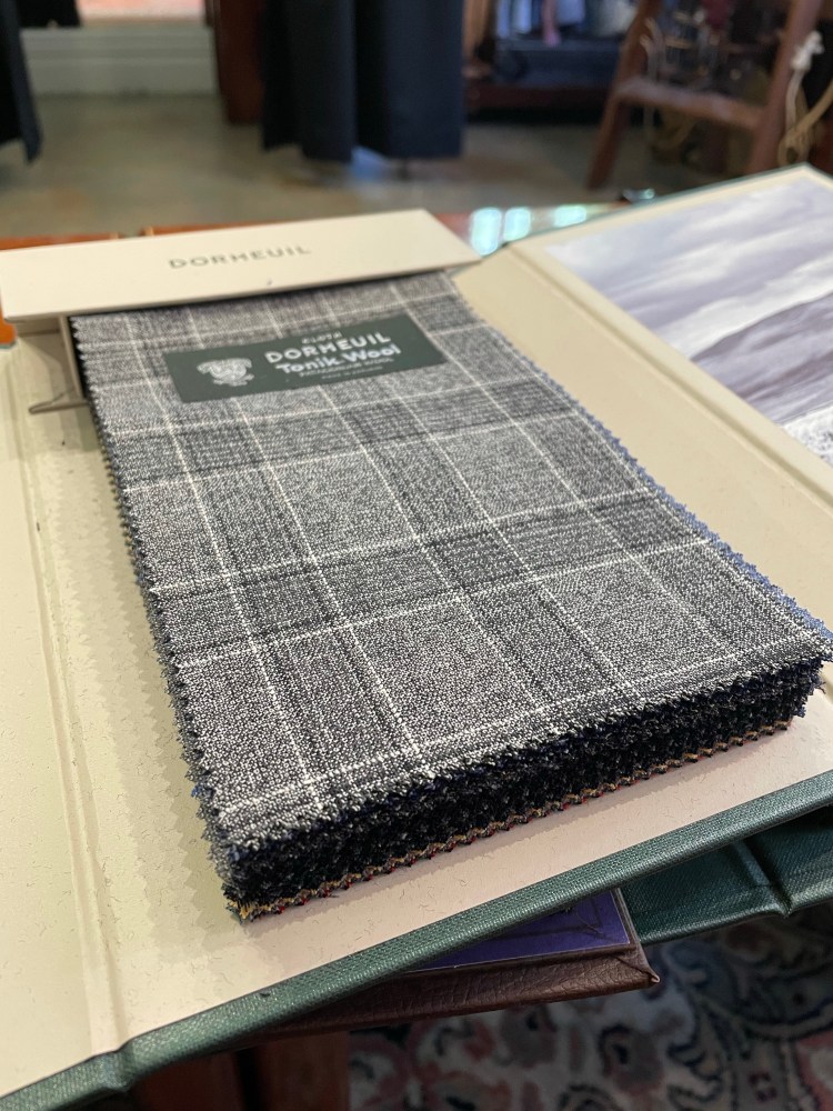 How to determine the best quality resilient fabric and cloth - Dormeuil Tonik Wool