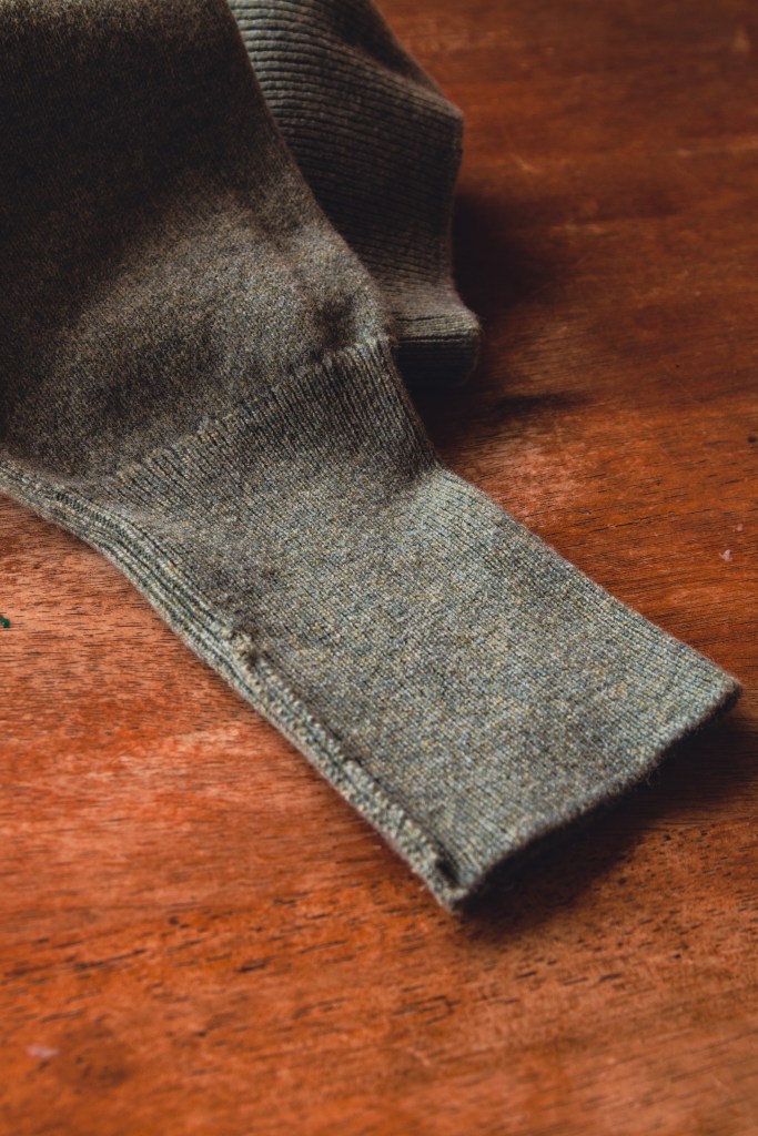 A Tempo Rubato Standard V Neck Lambswool Sweater in Verdant - Review