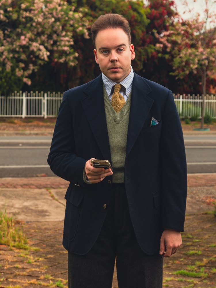 A Tempo Rubato Standard V Neck Lambswool Sweater in Verdant - Review