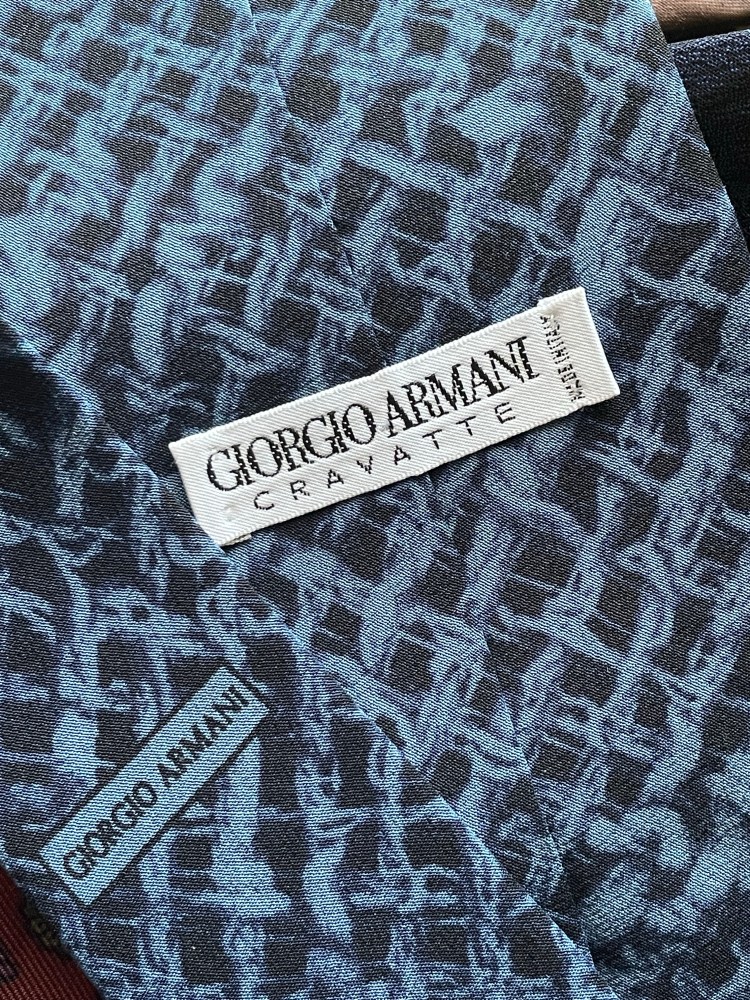 Guide to Giorgio Armani brands and diffusion lines - Giorgio Armani Cravatte